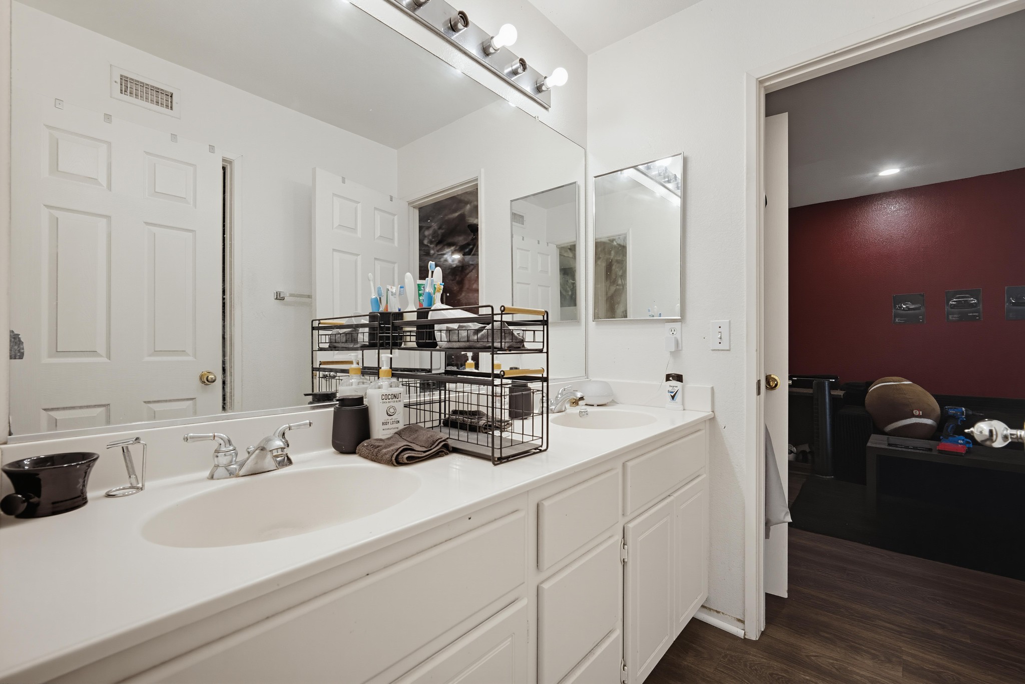 Virtual tour photo 24 of 34 for 27632 Mangrove St