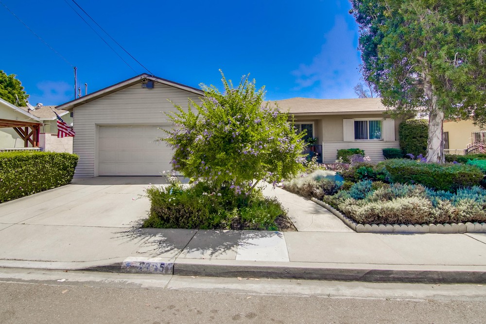 Virtual tour photo 3 of 42 for 2765 51st St