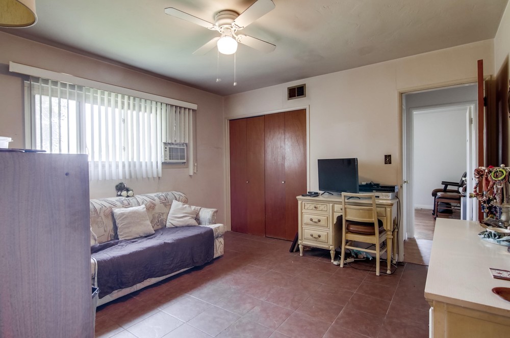 Virtual tour photo 28 of 42 for 2765 51st St