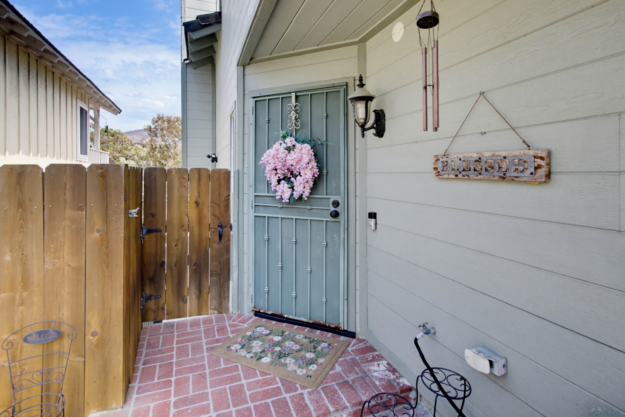Virtual tour photo 5 of 112 for 2767 Blackbush Ln