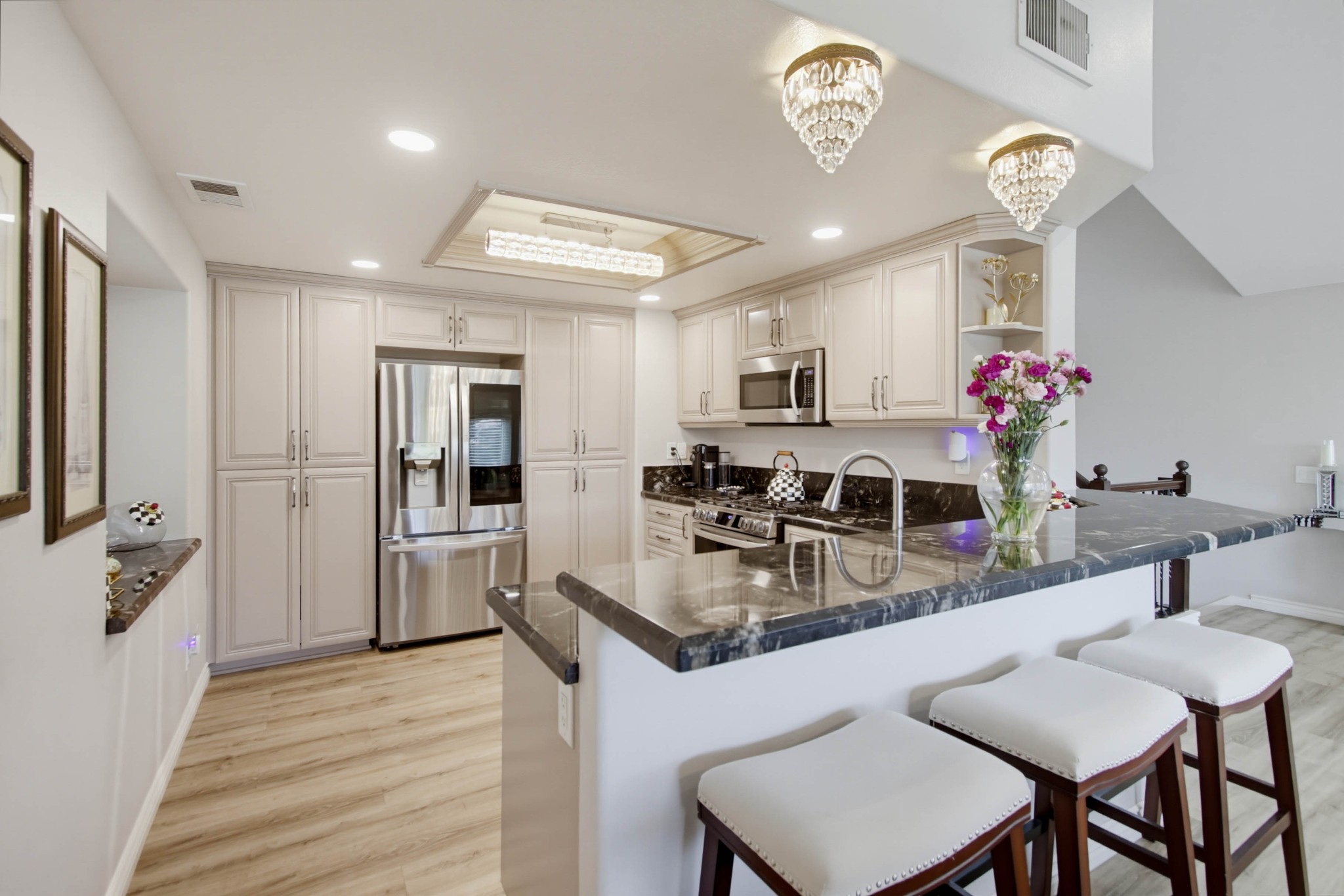 Virtual tour photo 13 of 112 for 2767 Blackbush Ln