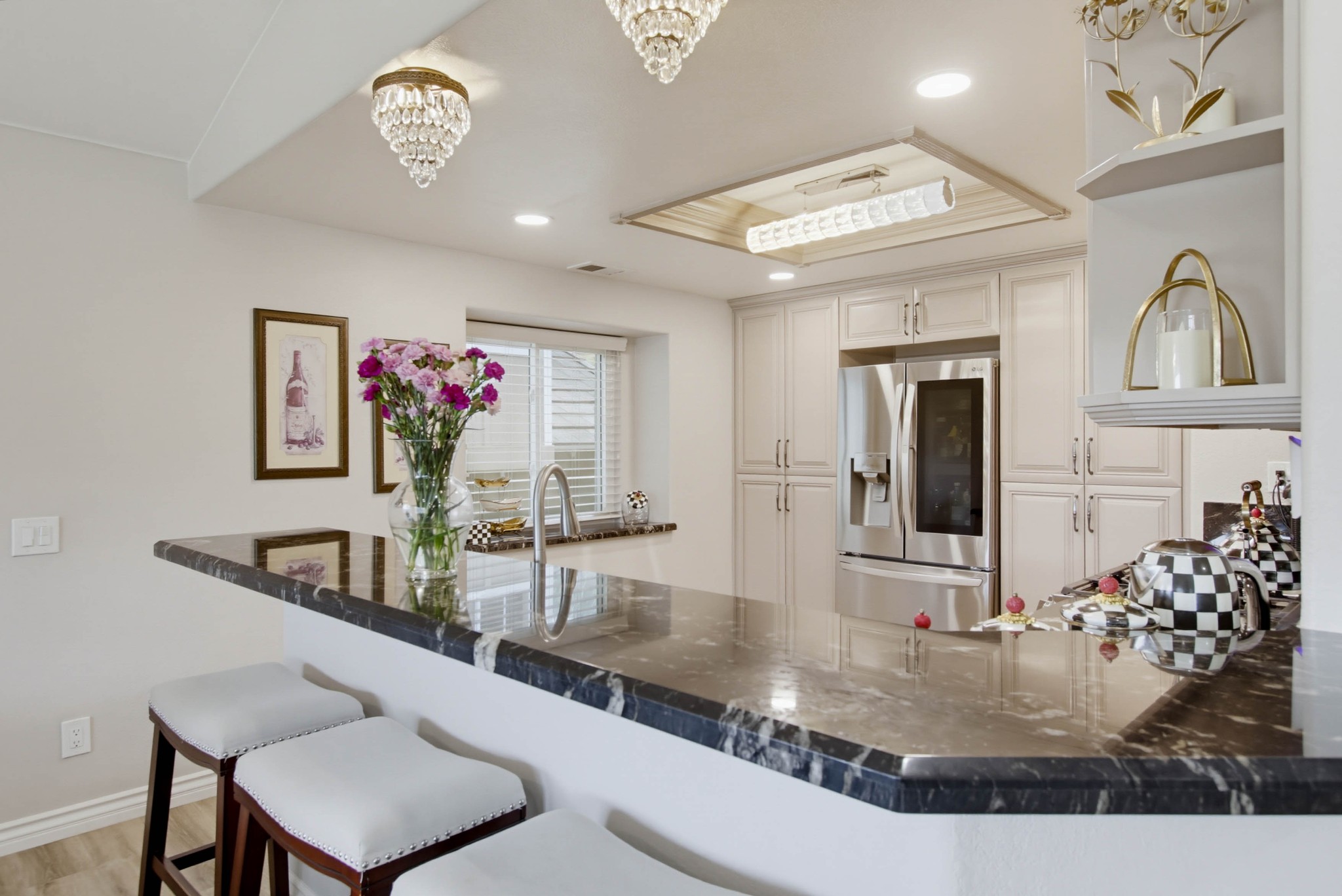 Virtual tour photo 14 of 112 for 2767 Blackbush Ln