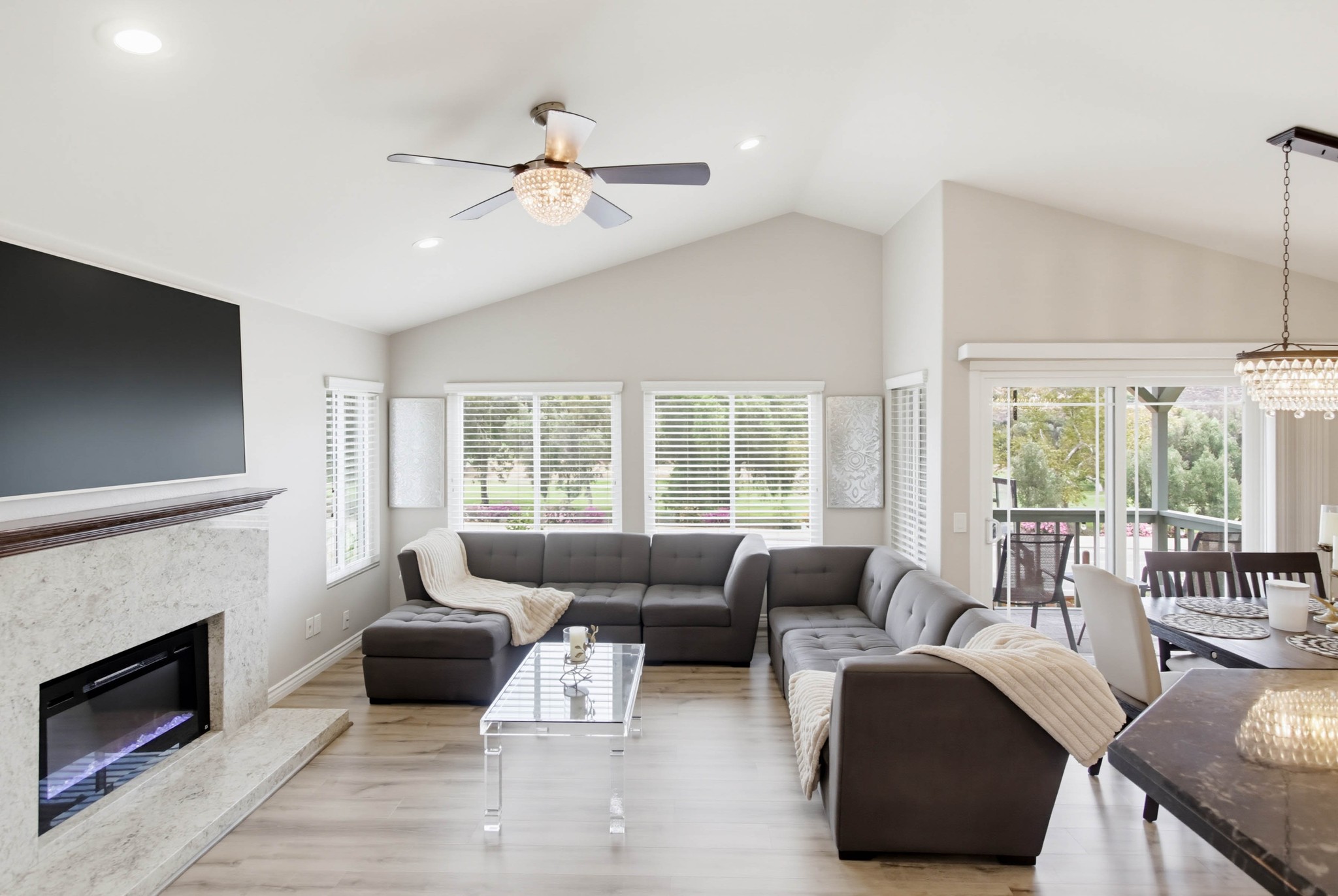 Virtual tour photo 42 of 112 for 2767 Blackbush Ln