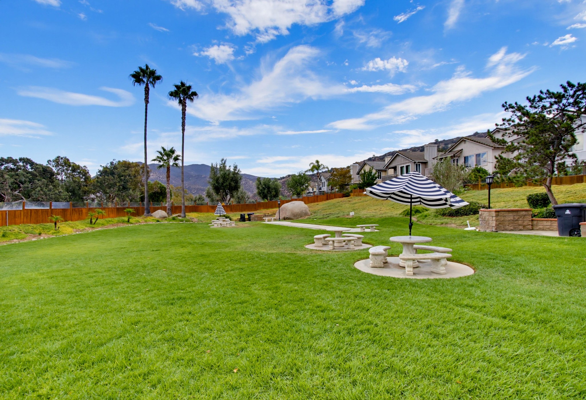 Virtual tour photo 64 of 112 for 2767 Blackbush Ln