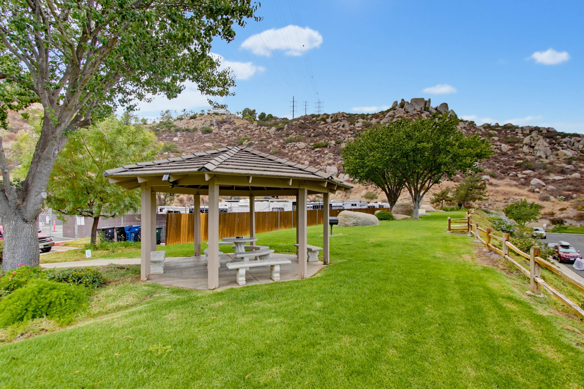 Virtual tour photo 73 of 112 for 2767 Blackbush Ln