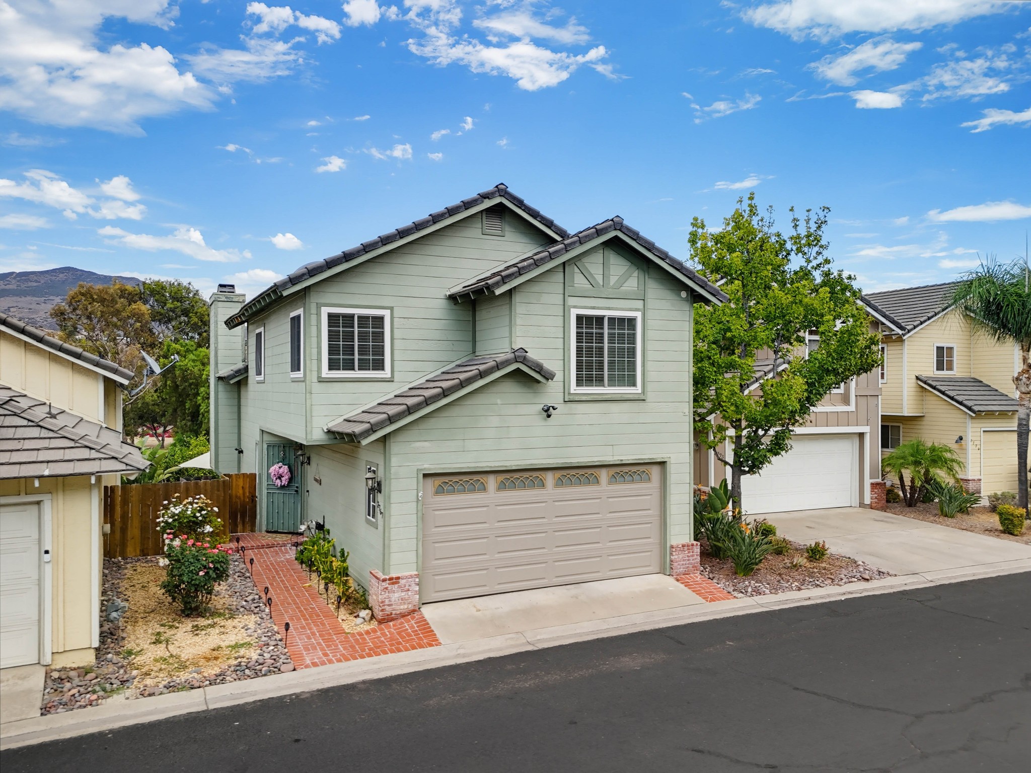 Virtual tour photo 80 of 112 for 2767 Blackbush Ln