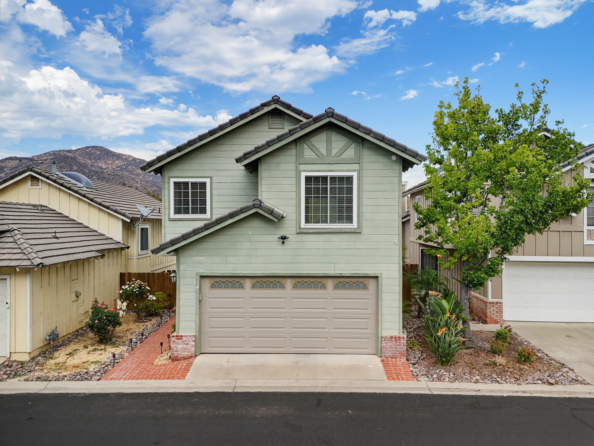 Virtual tour photo 81 of 112 for 2767 Blackbush Ln