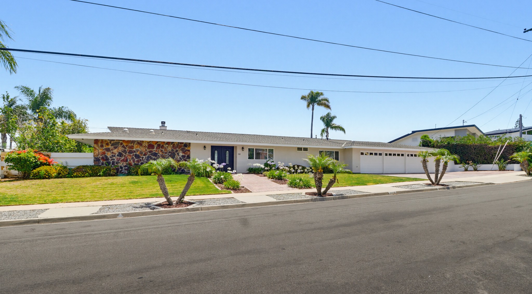Virtual tour photo 1 of 80 for 2767 Palomino Cir