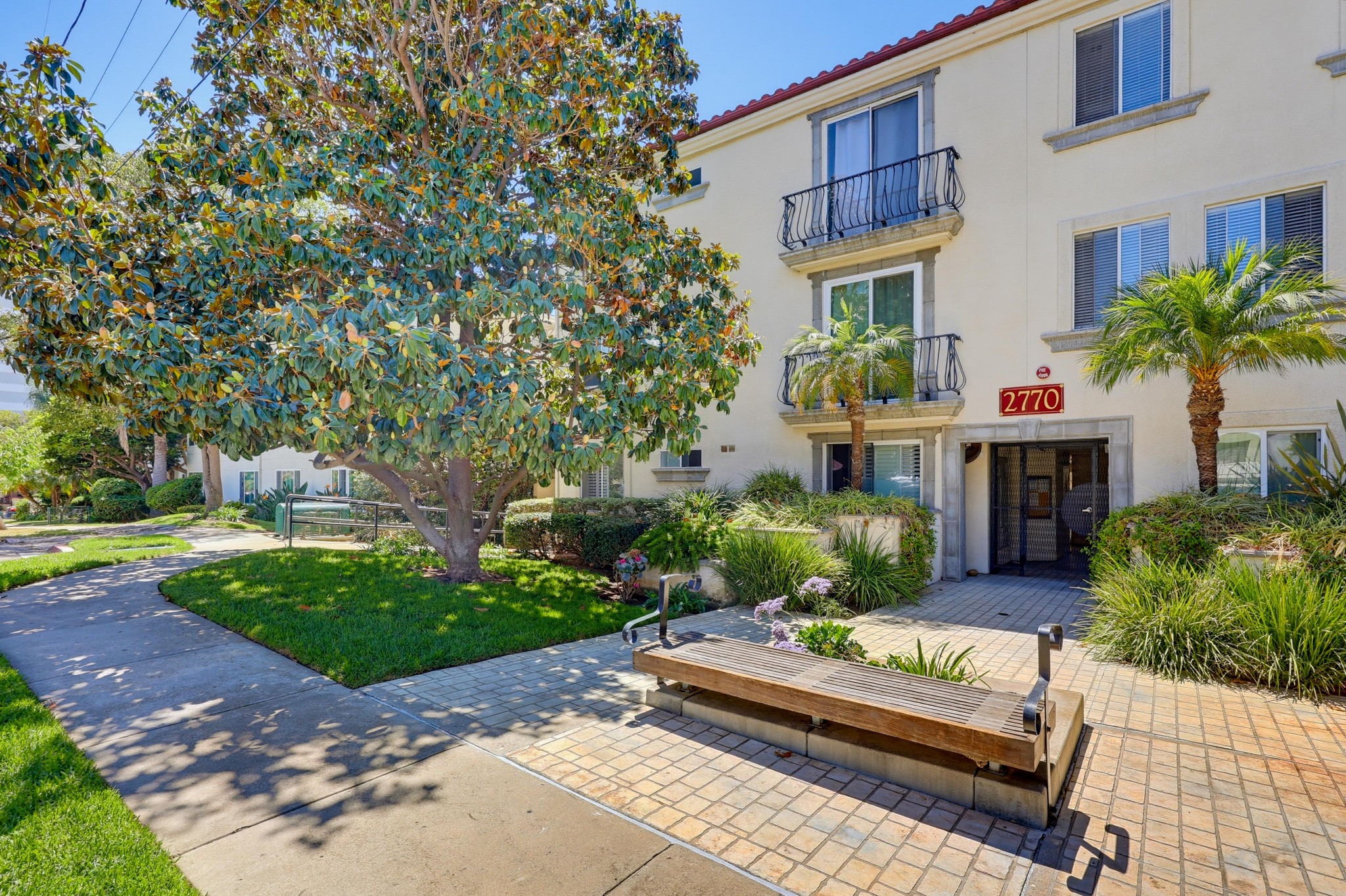 Virtual tour photo 5 of 70 for 2770 Second Ave