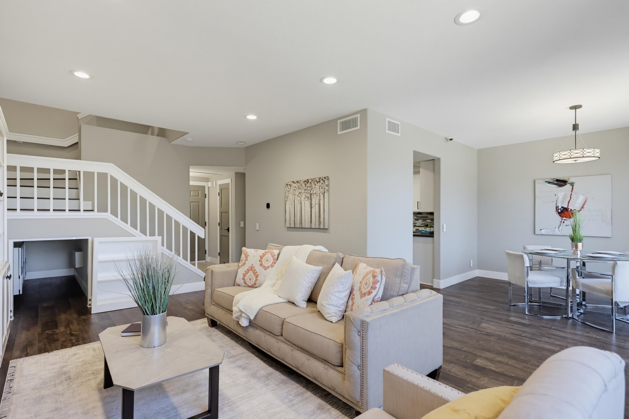 Virtual tour photo 17 of 70 for 2770 Second Ave