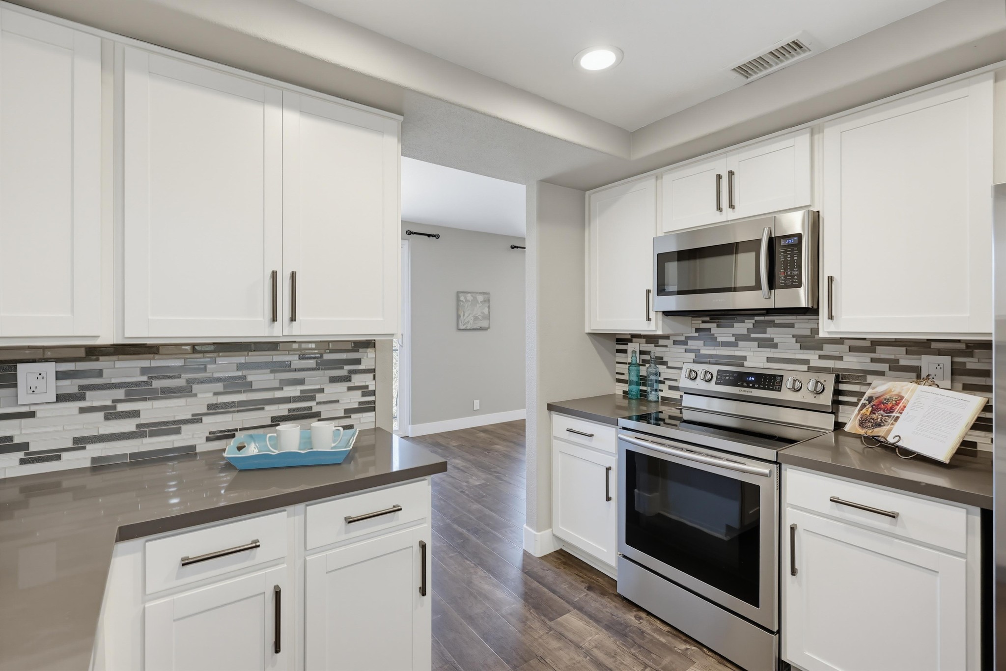 Virtual tour photo 36 of 70 for 2770 Second Ave