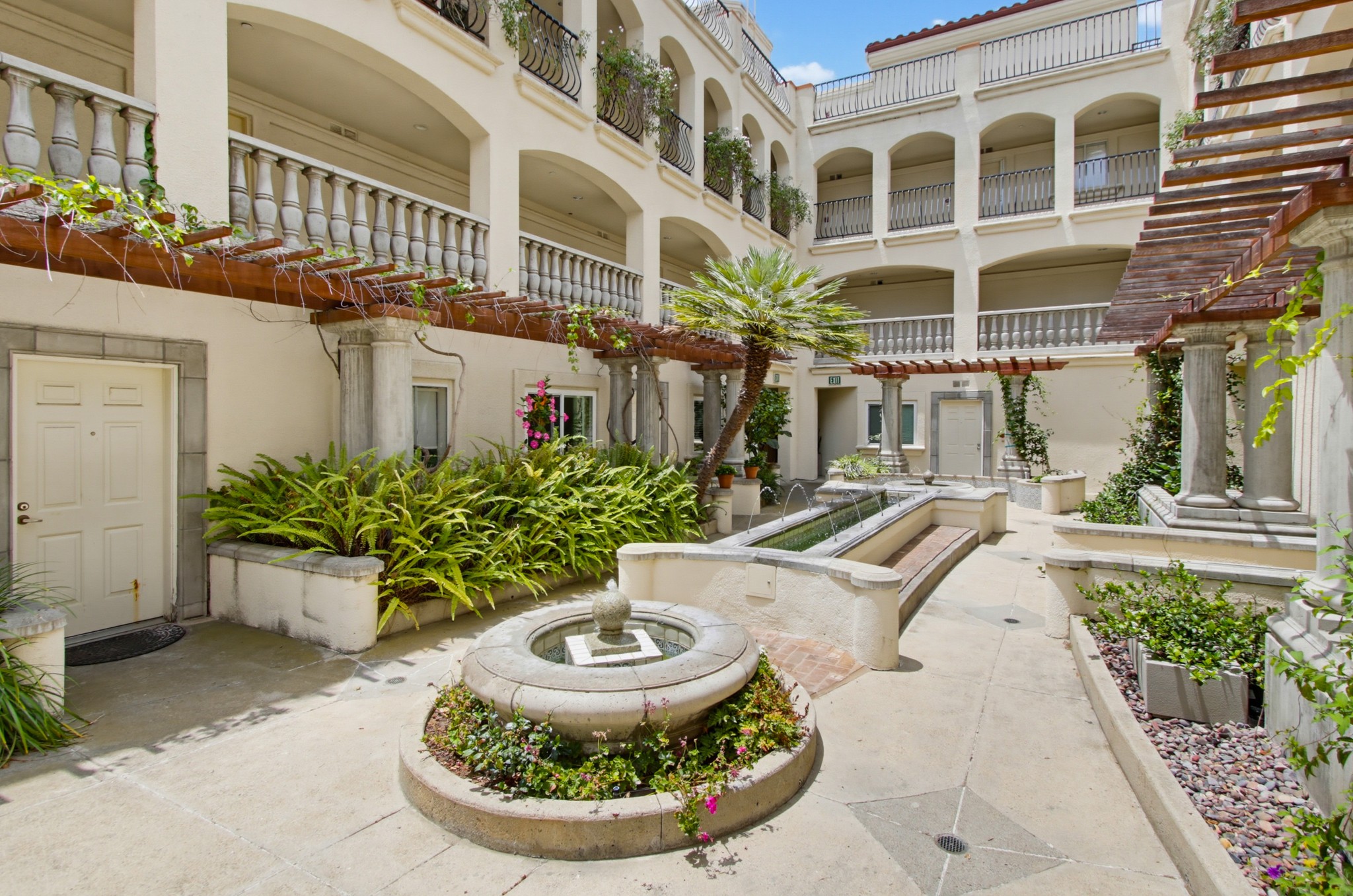 Virtual tour photo 10 of 71 for 2770 Second Ave Unit 112