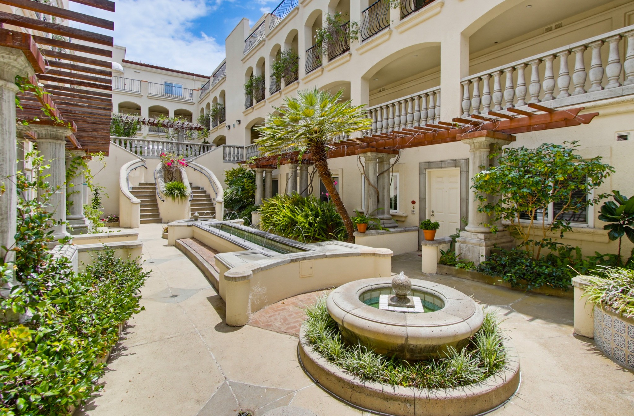 Virtual tour photo 13 of 71 for 2770 Second Ave Unit 112