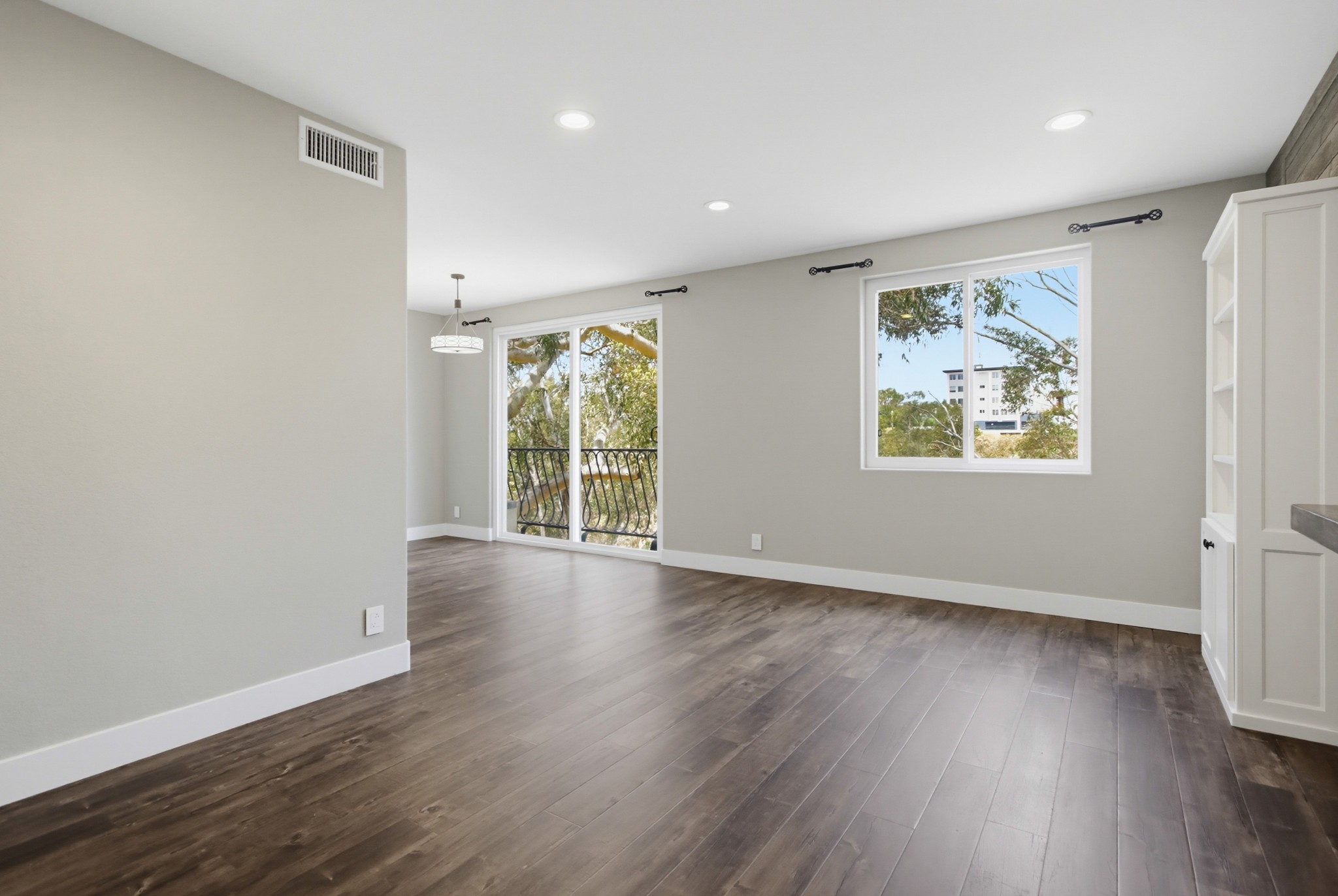 Virtual tour photo 17 of 71 for 2770 Second Ave Unit 112