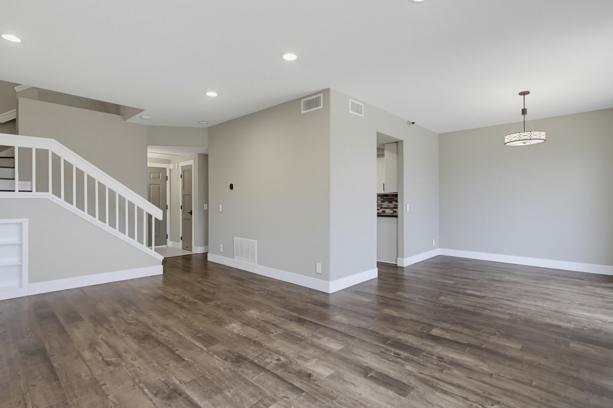 Virtual tour photo 19 of 71 for 2770 Second Ave Unit 112