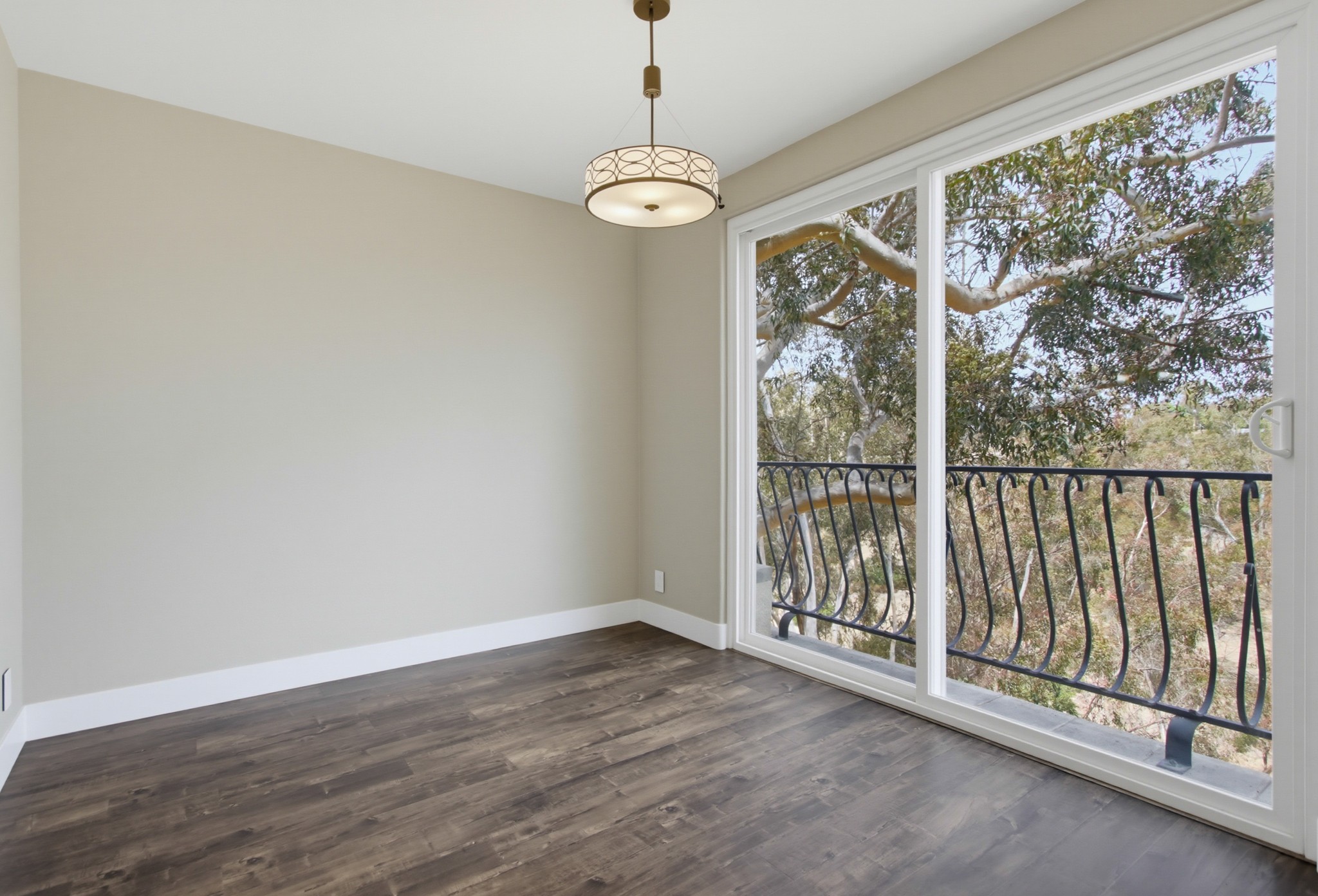 Virtual tour photo 21 of 71 for 2770 Second Ave Unit 112