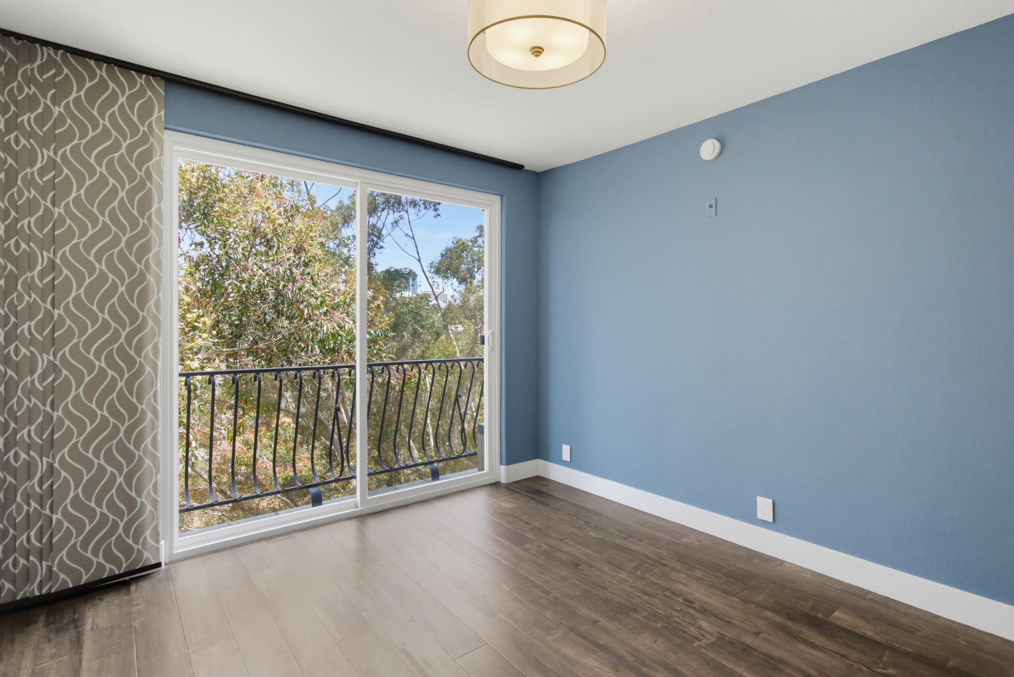 Virtual tour photo 37 of 71 for 2770 Second Ave Unit 112