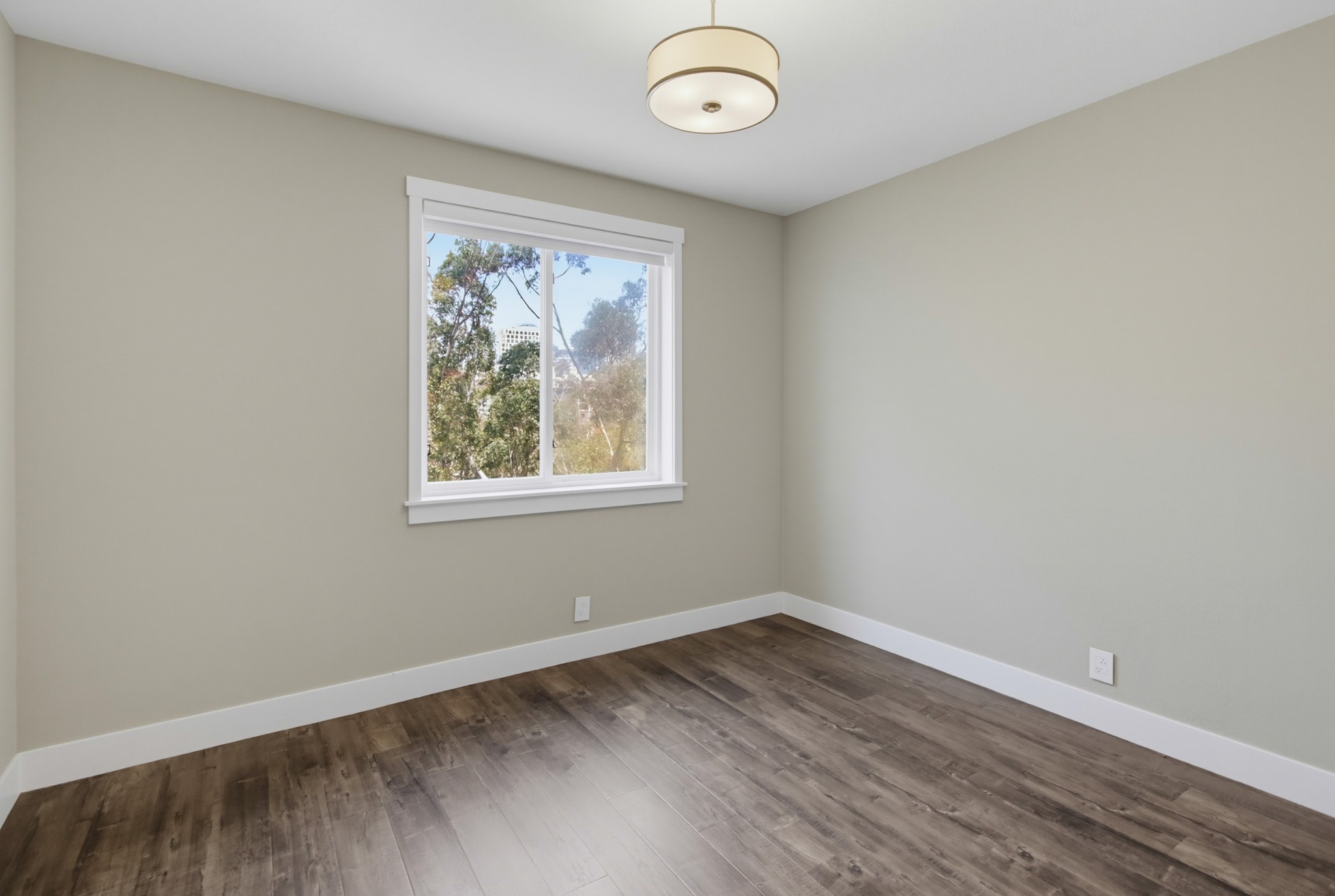 Virtual tour photo 43 of 71 for 2770 Second Ave Unit 112