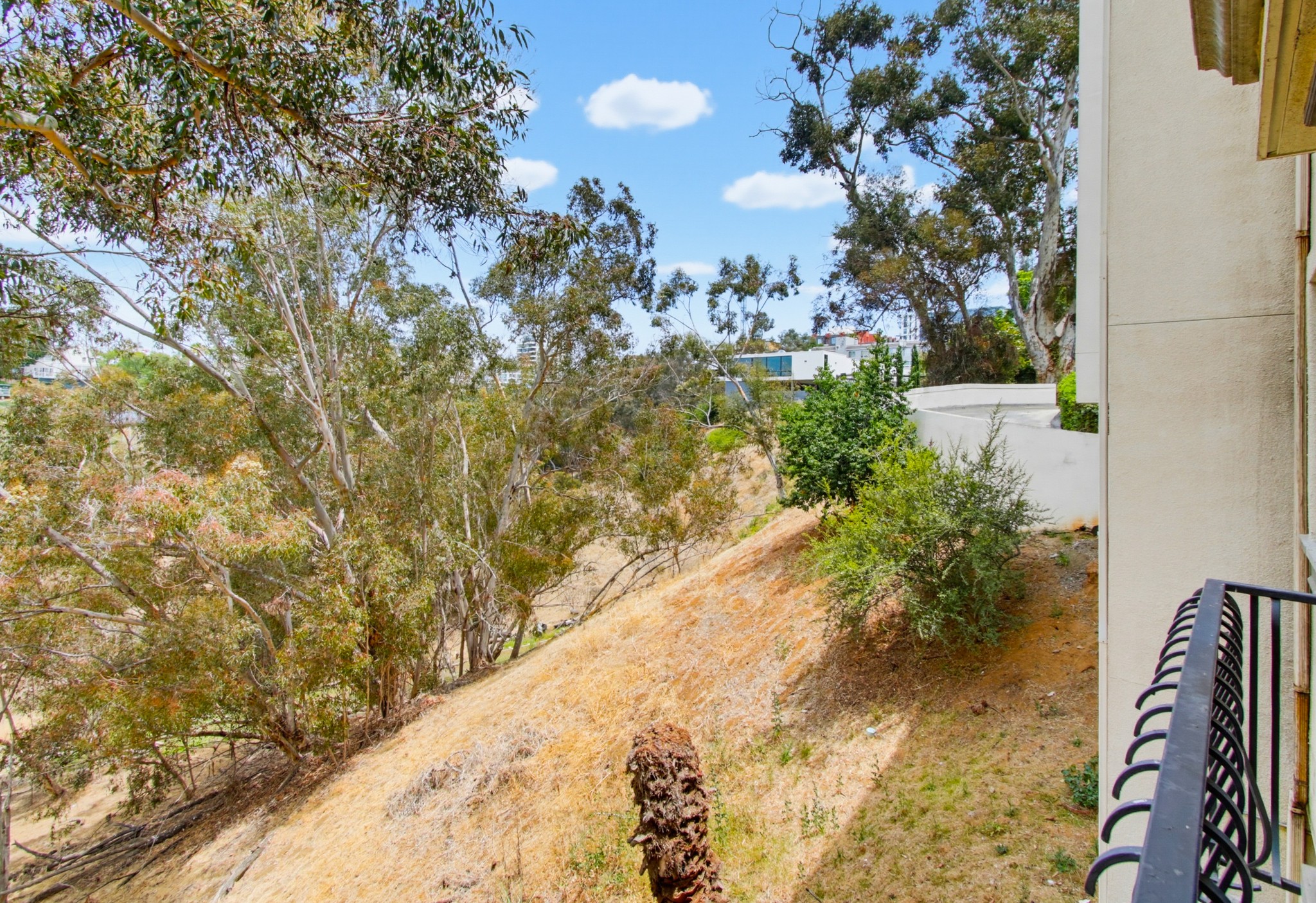Virtual tour photo 54 of 71 for 2770 Second Ave Unit 112
