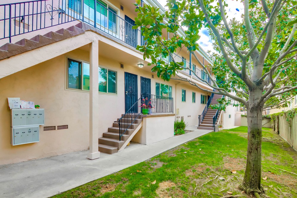 Virtual tour photo 6 of 27 for 2775 A St B