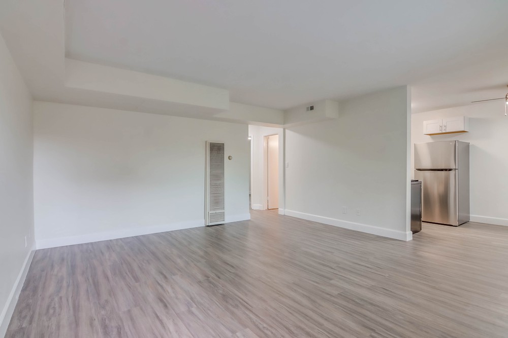 Virtual tour photo 7 of 27 for 2775 A St B