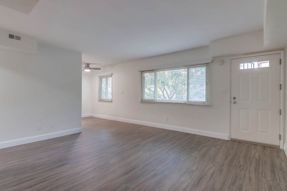 Virtual tour photo 10 of 27 for 2775 A St B