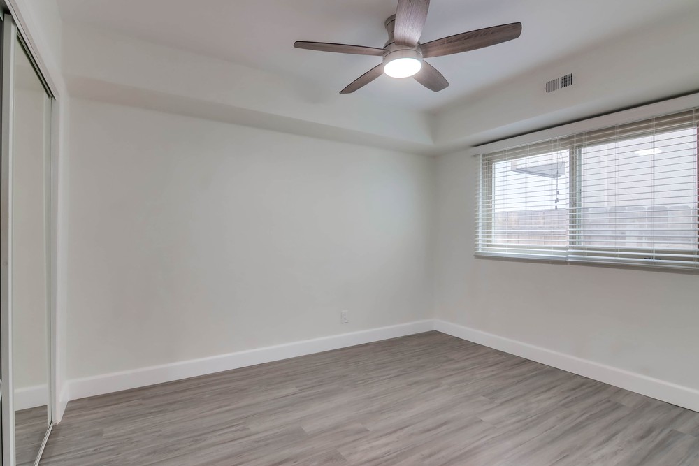 Virtual tour photo 25 of 27 for 2775 A St B