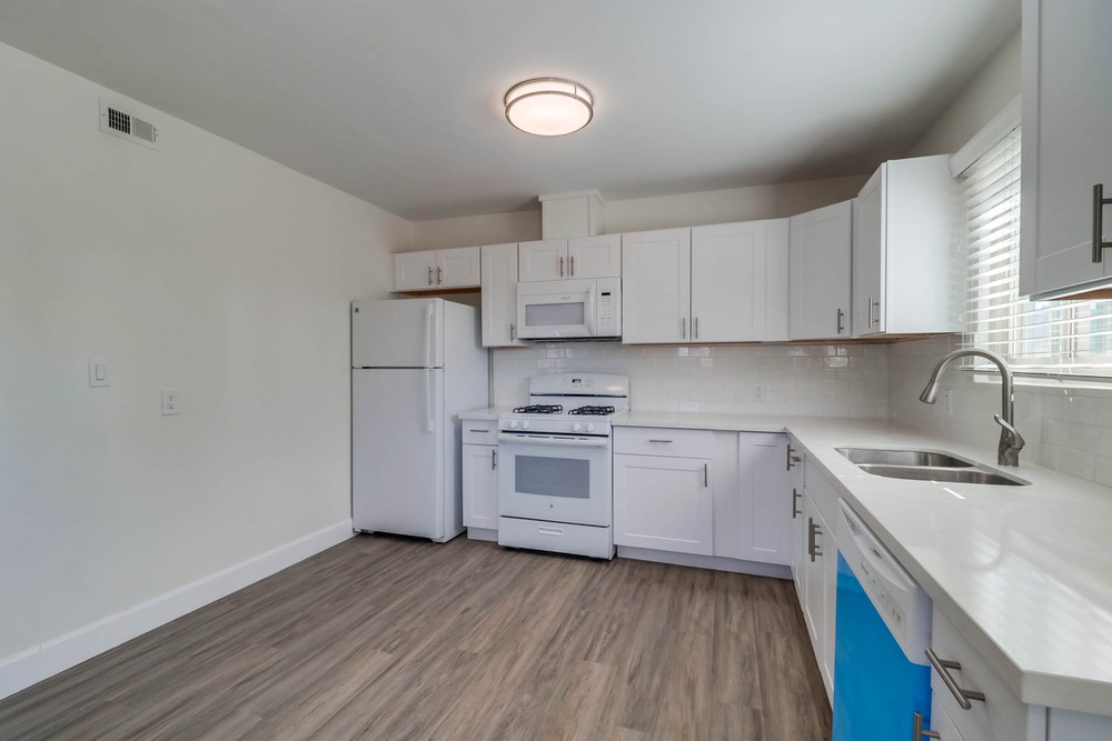 Virtual tour photo 14 of 23 for 2775 A St H