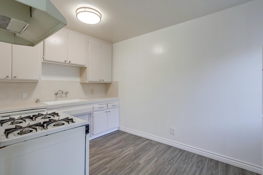 Virtual tour photo 7 of 20 for 2775 A St Unit #D
