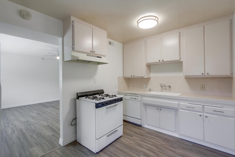 Virtual tour photo 9 of 20 for 2775 A St Unit #D