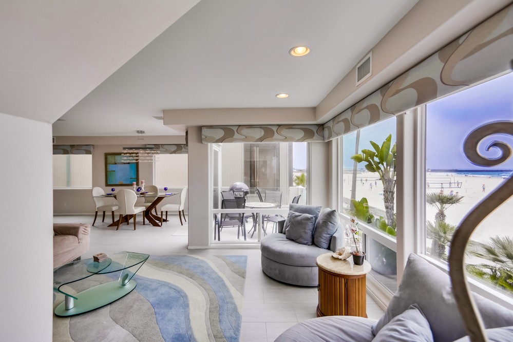 Virtual tour photo 5 of 58 for 2779 Ocean Front Walk