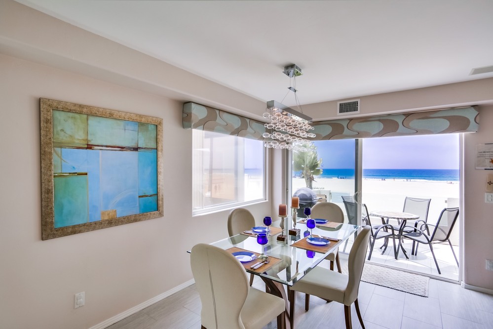 Virtual tour photo 11 of 58 for 2779 Ocean Front Walk