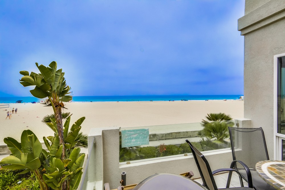 Virtual tour photo 27 of 58 for 2779 Ocean Front Walk