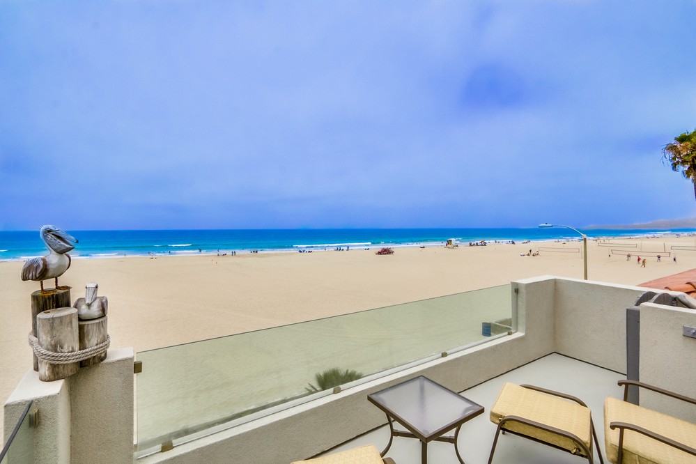 Virtual tour photo 41 of 58 for 2779 Ocean Front Walk