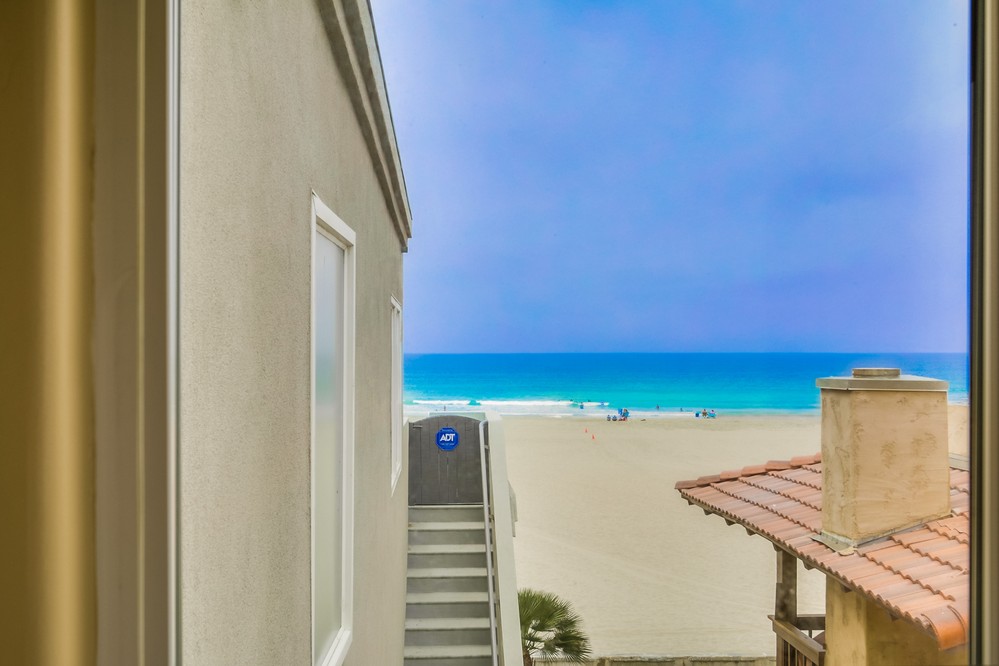 Virtual tour photo 46 of 58 for 2779 Ocean Front Walk