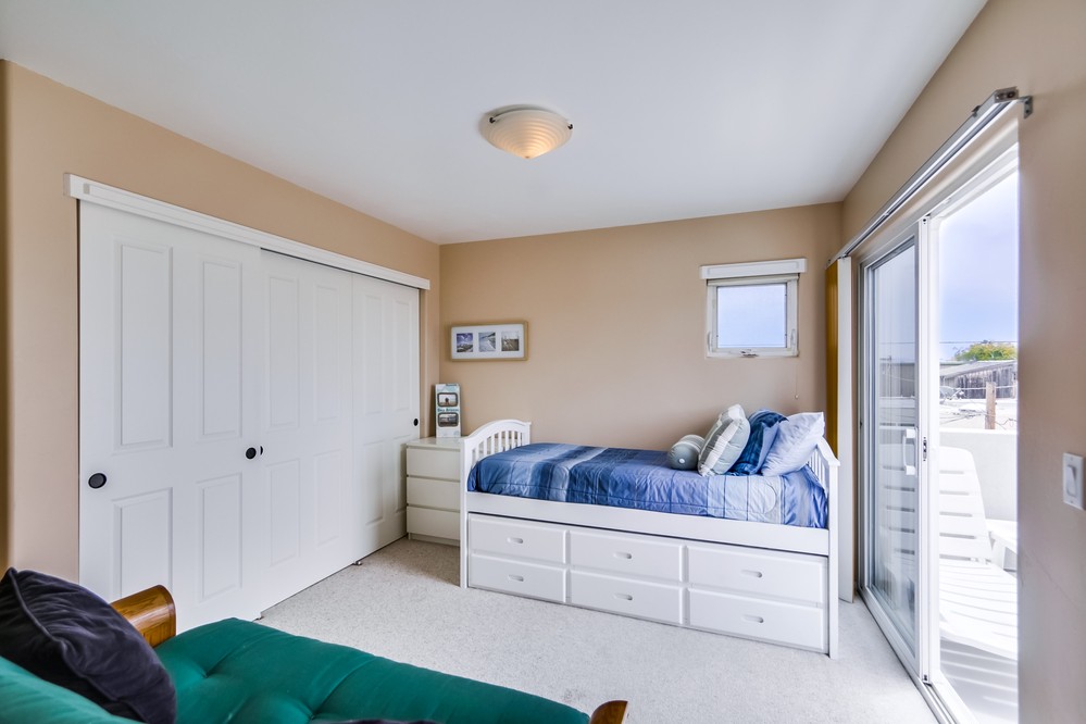 Virtual tour photo 50 of 58 for 2779 Ocean Front Walk