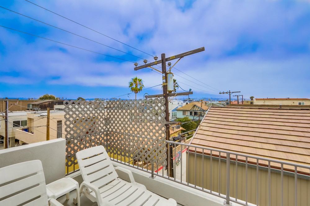 Virtual tour photo 52 of 58 for 2779 Ocean Front Walk