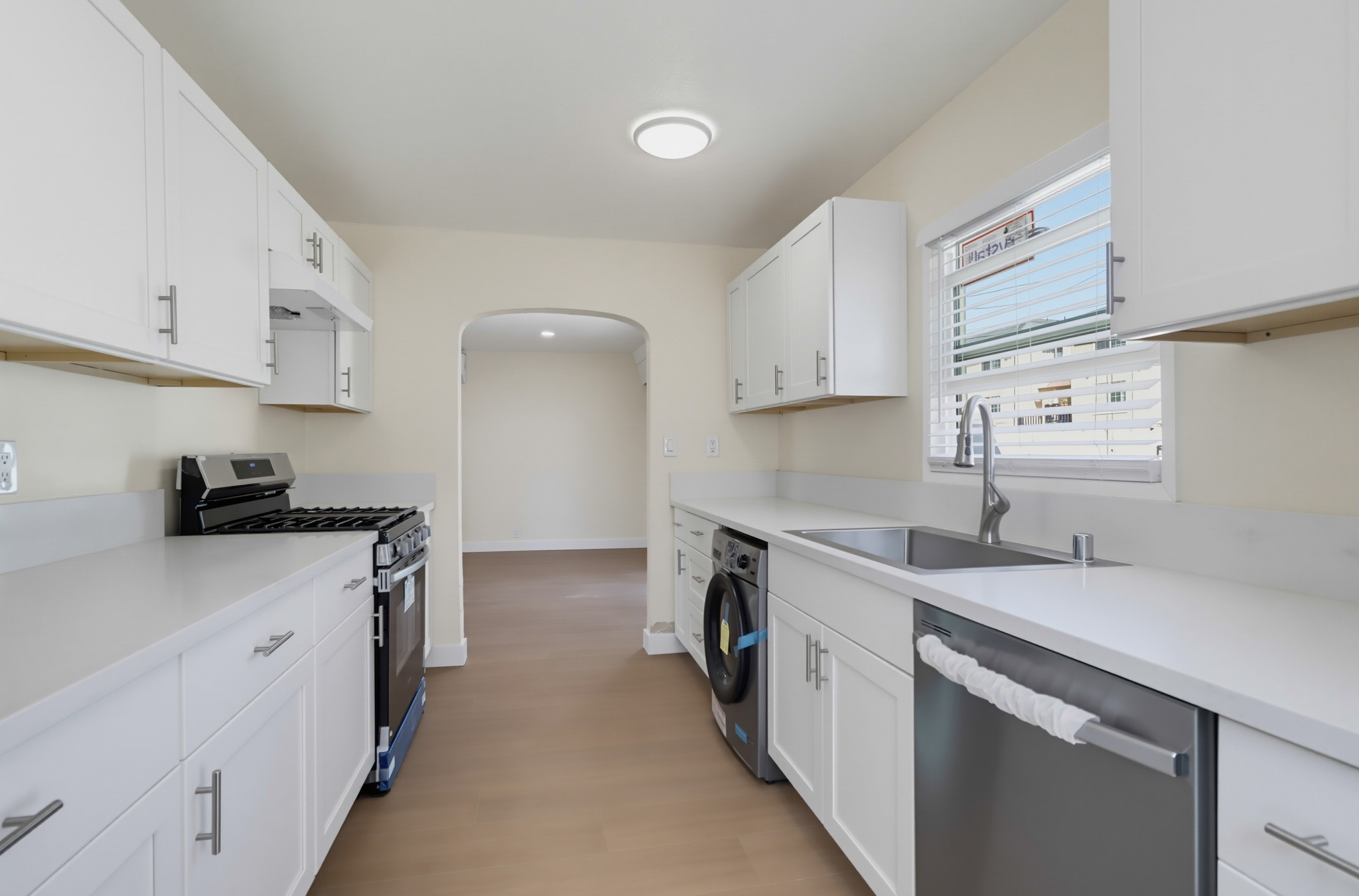 Virtual tour photo 9 of 17 for 278 Daisy Ave