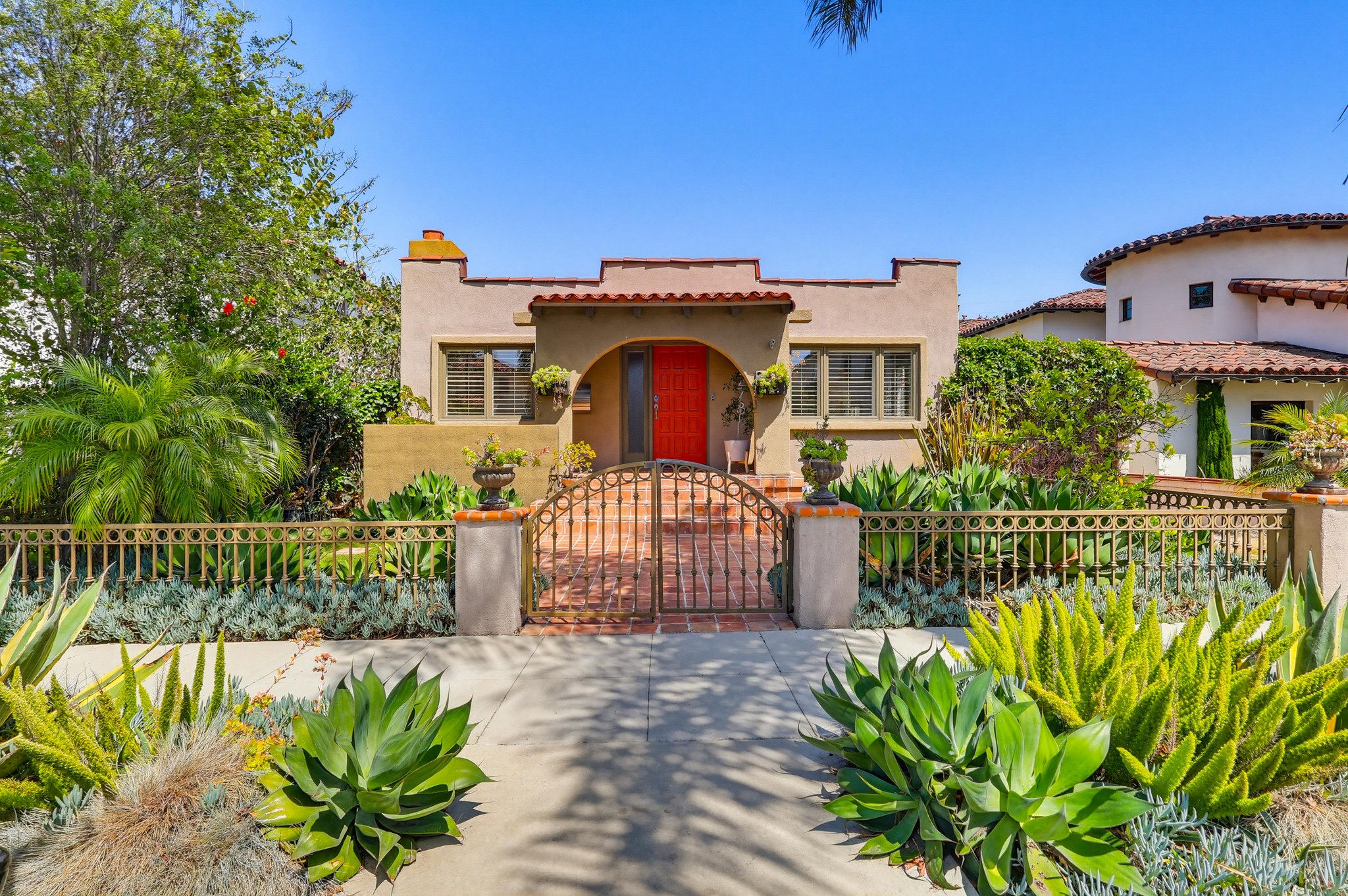 Virtual tour photo 1 of 62 for 278 Granada Ave