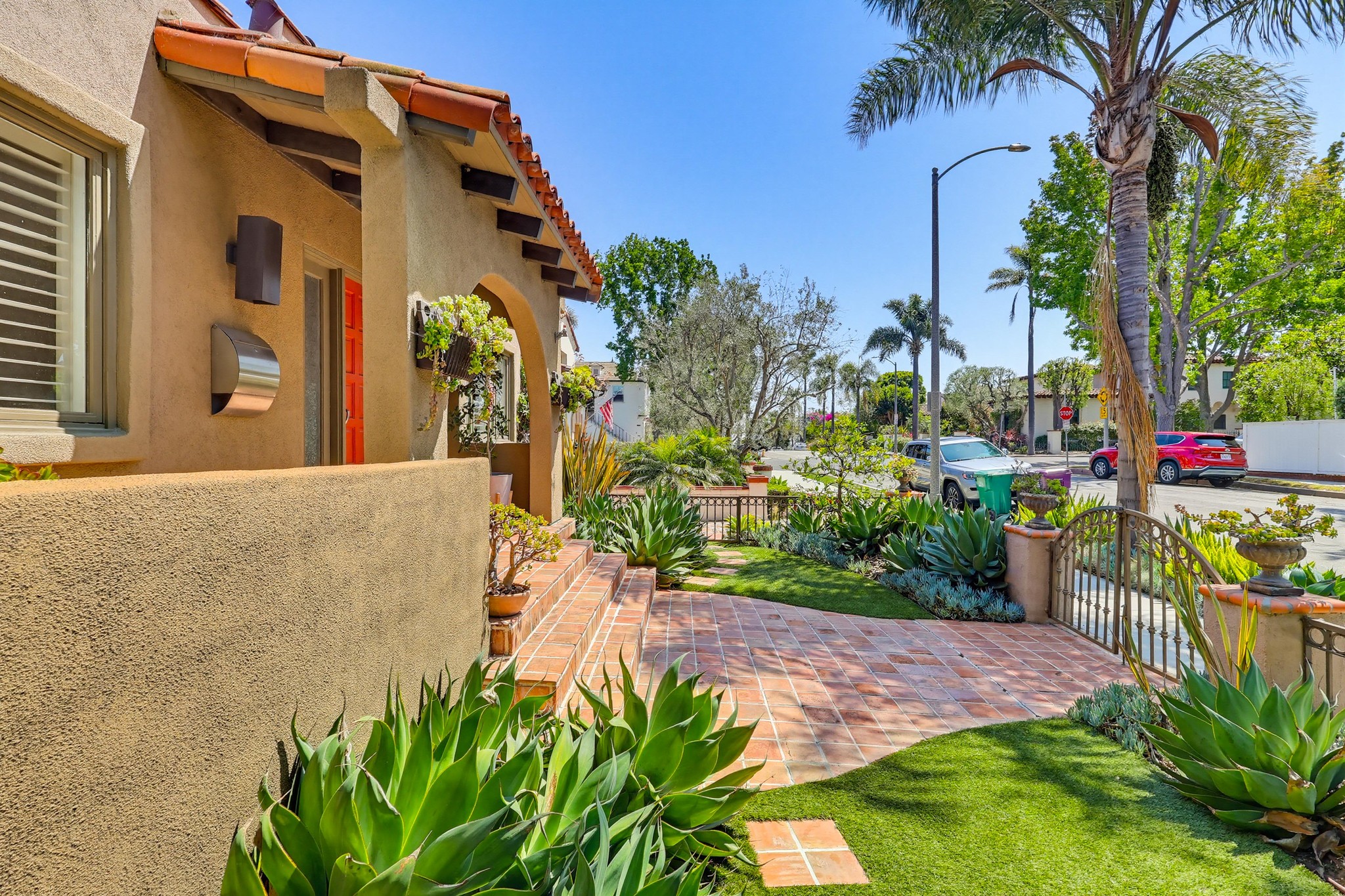 Virtual tour photo 7 of 62 for 278 Granada Ave