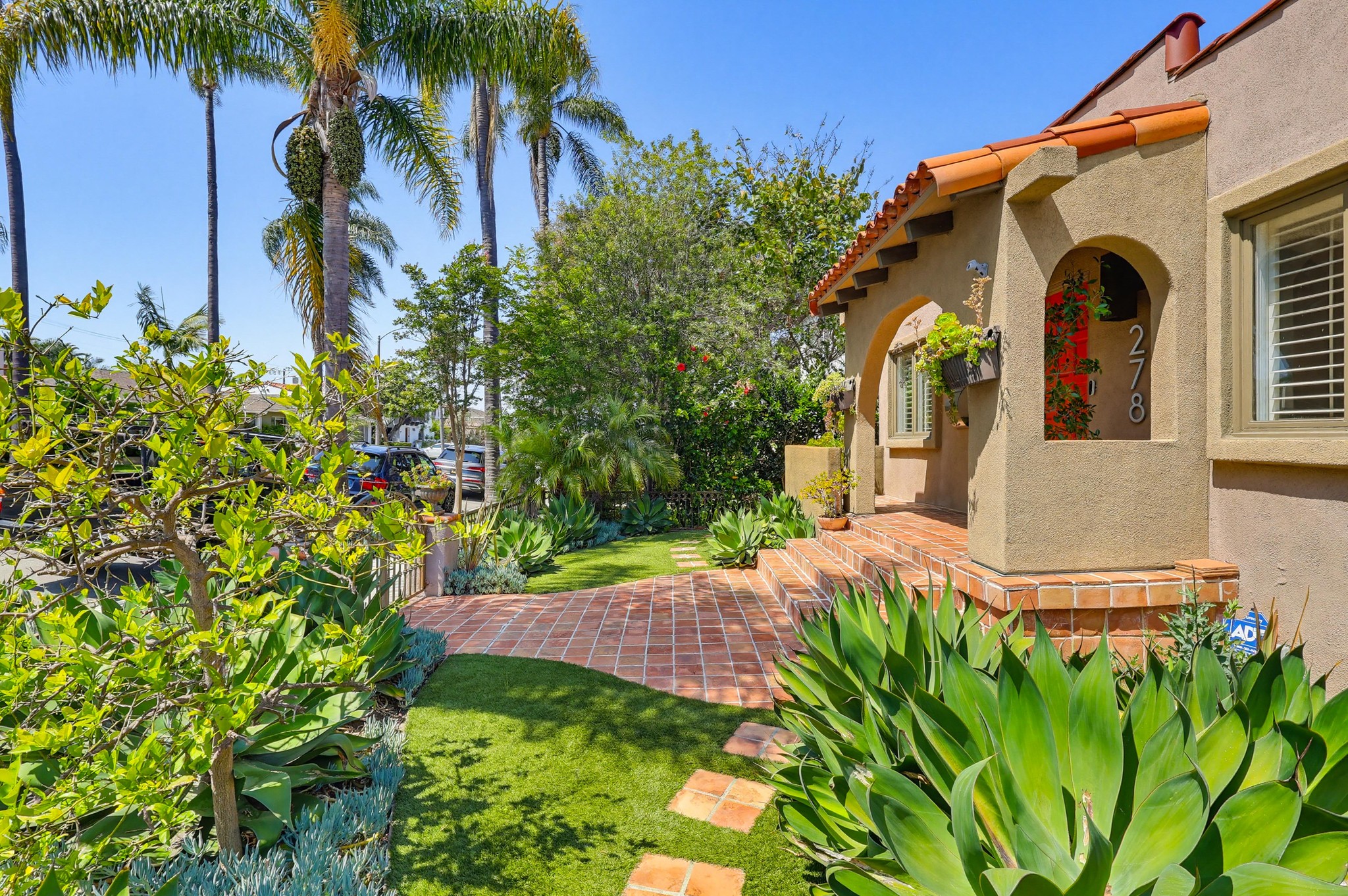 Virtual tour photo 8 of 62 for 278 Granada Ave