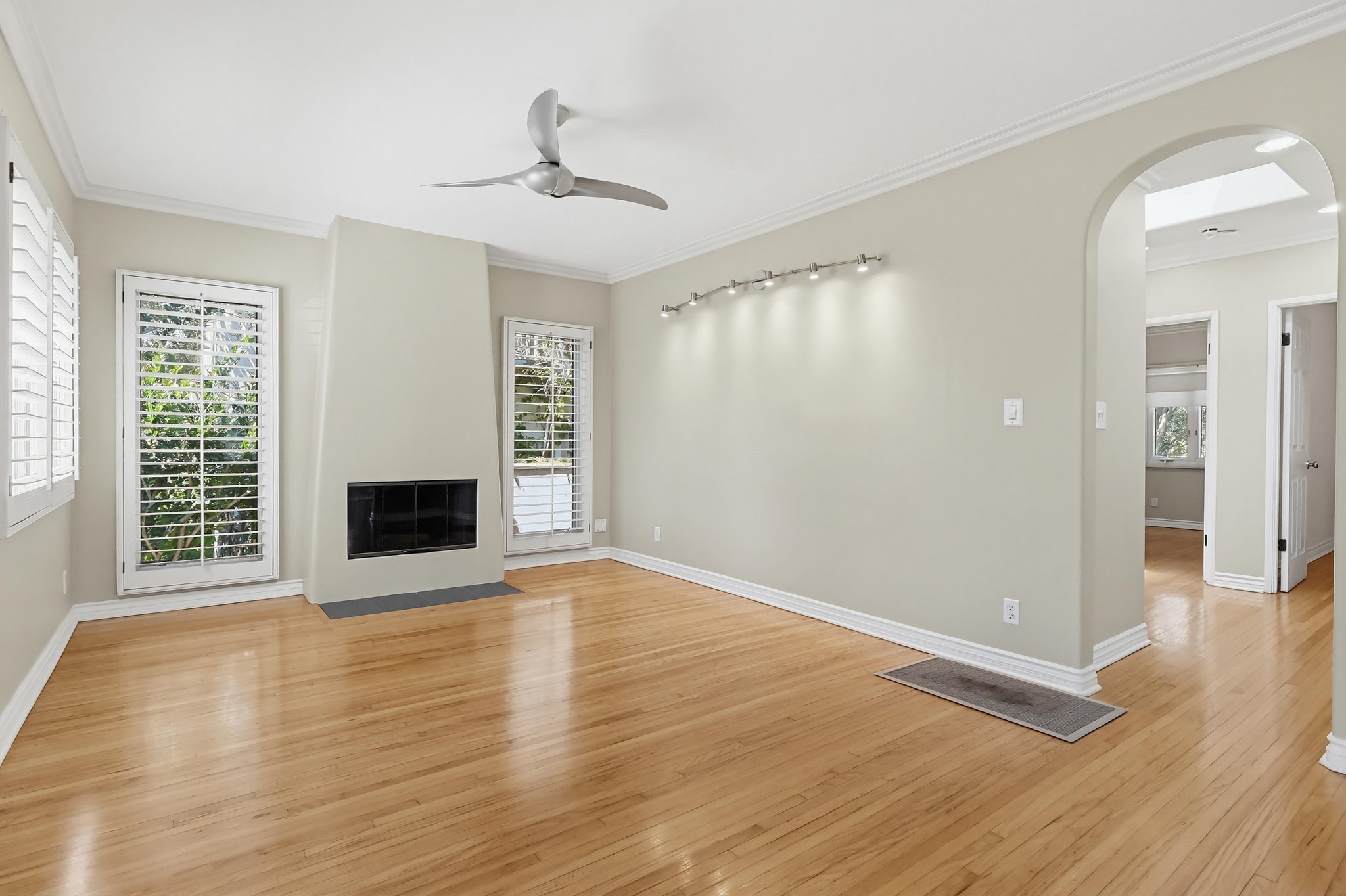 Virtual tour photo 10 of 62 for 278 Granada Ave