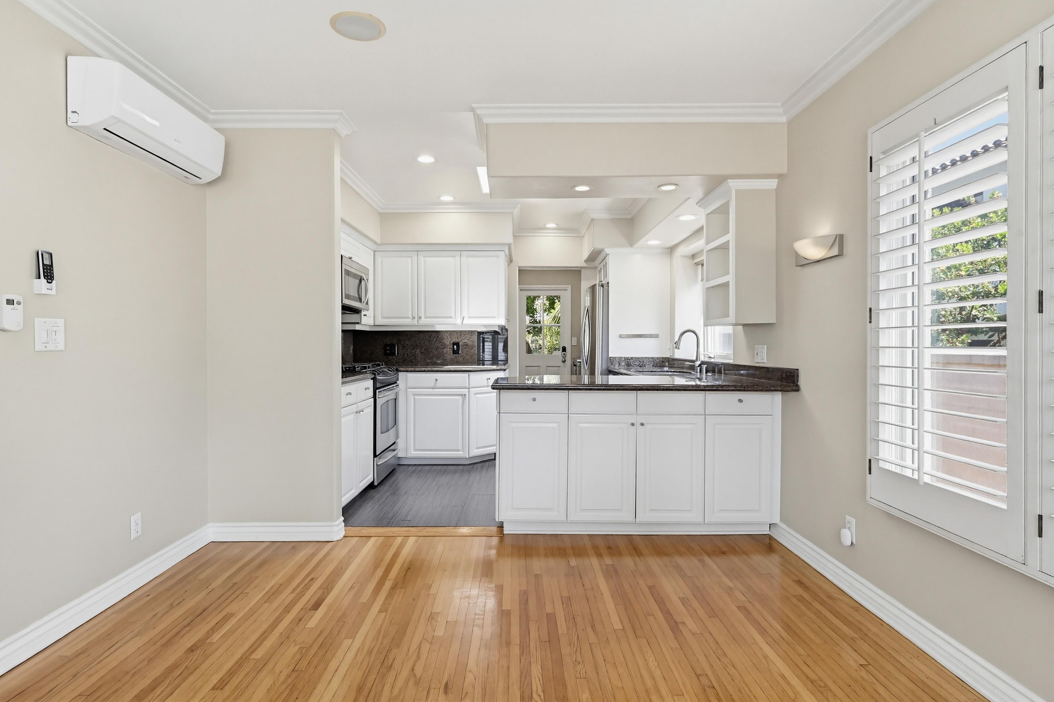 Virtual tour photo 19 of 62 for 278 Granada Ave