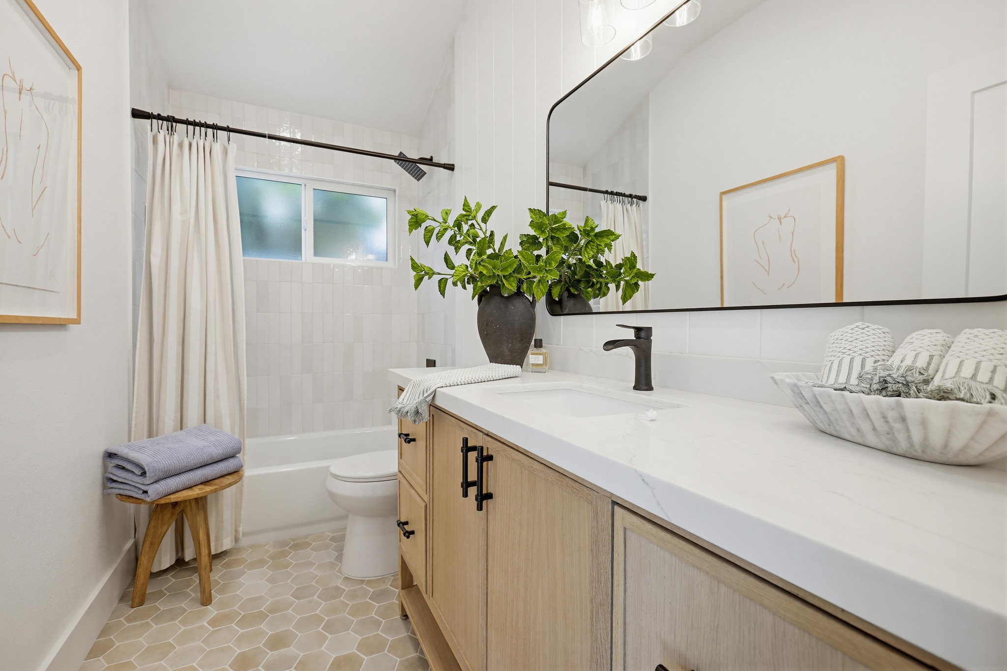 Virtual tour photo 90 of 95 for 2782 Mendoza Dr