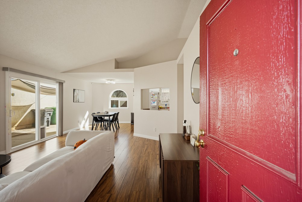Virtual tour photo 8 of 37 for 27823 Moonridge Dr