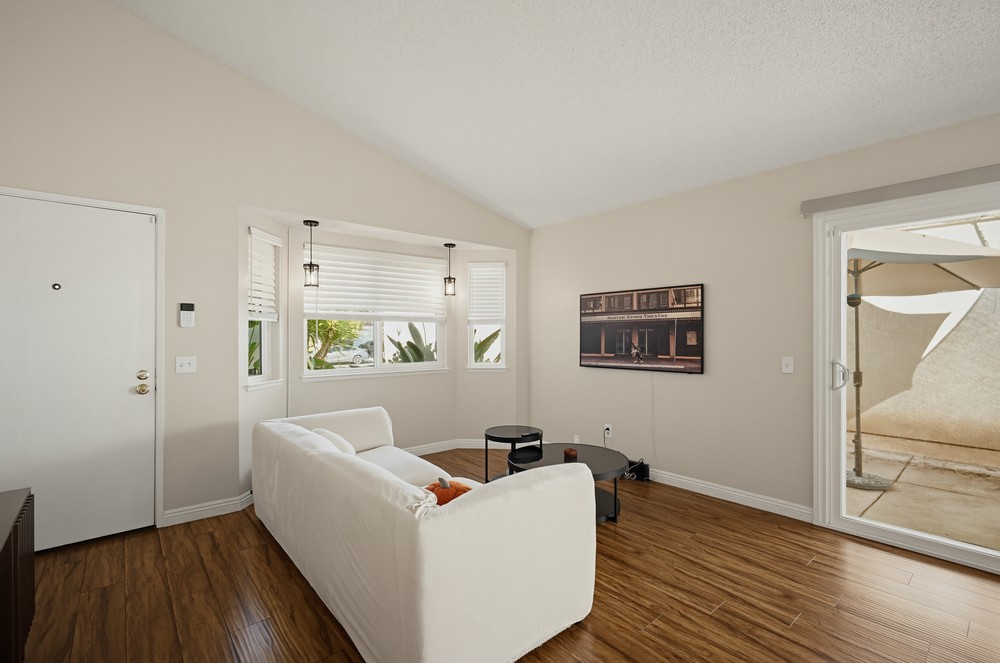 Virtual tour photo 11 of 37 for 27823 Moonridge Dr