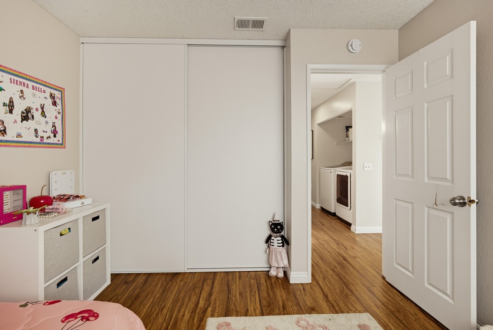 Virtual tour photo 24 of 37 for 27823 Moonridge Dr