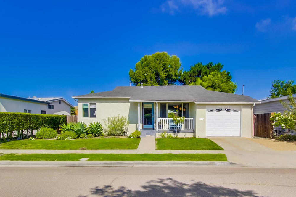 Virtual tour photo 1 of 33 for 2784 Havasupai Ave