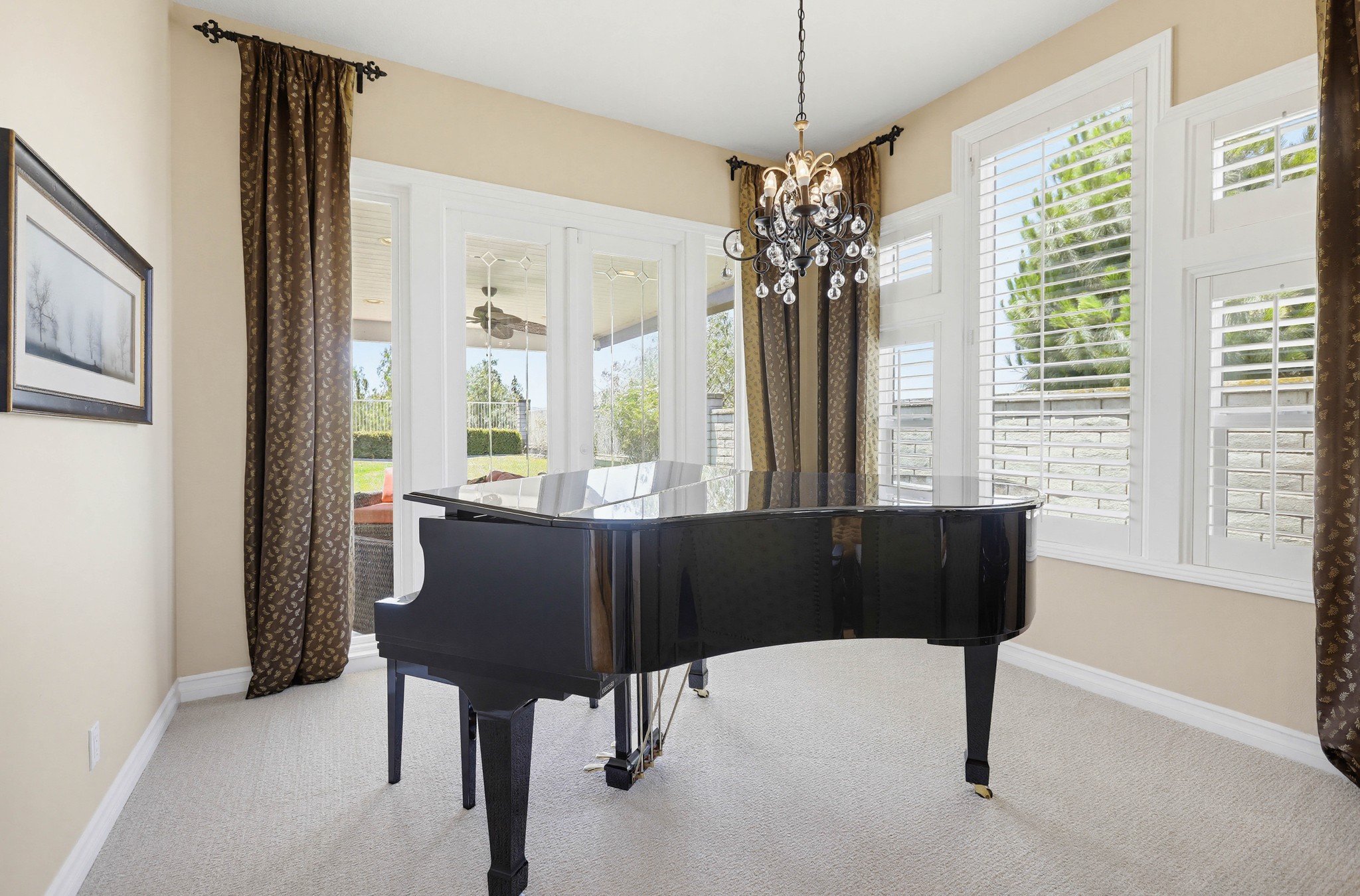 Virtual tour photo 8 of 54 for 27840 Aleutia Way