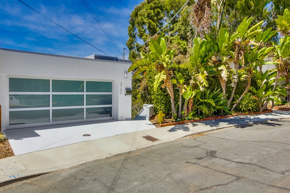 Virtual tour photo 1 of 99 for 2790 Brant Street